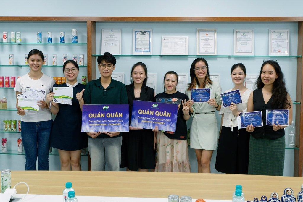 Các thí sinh chung kết